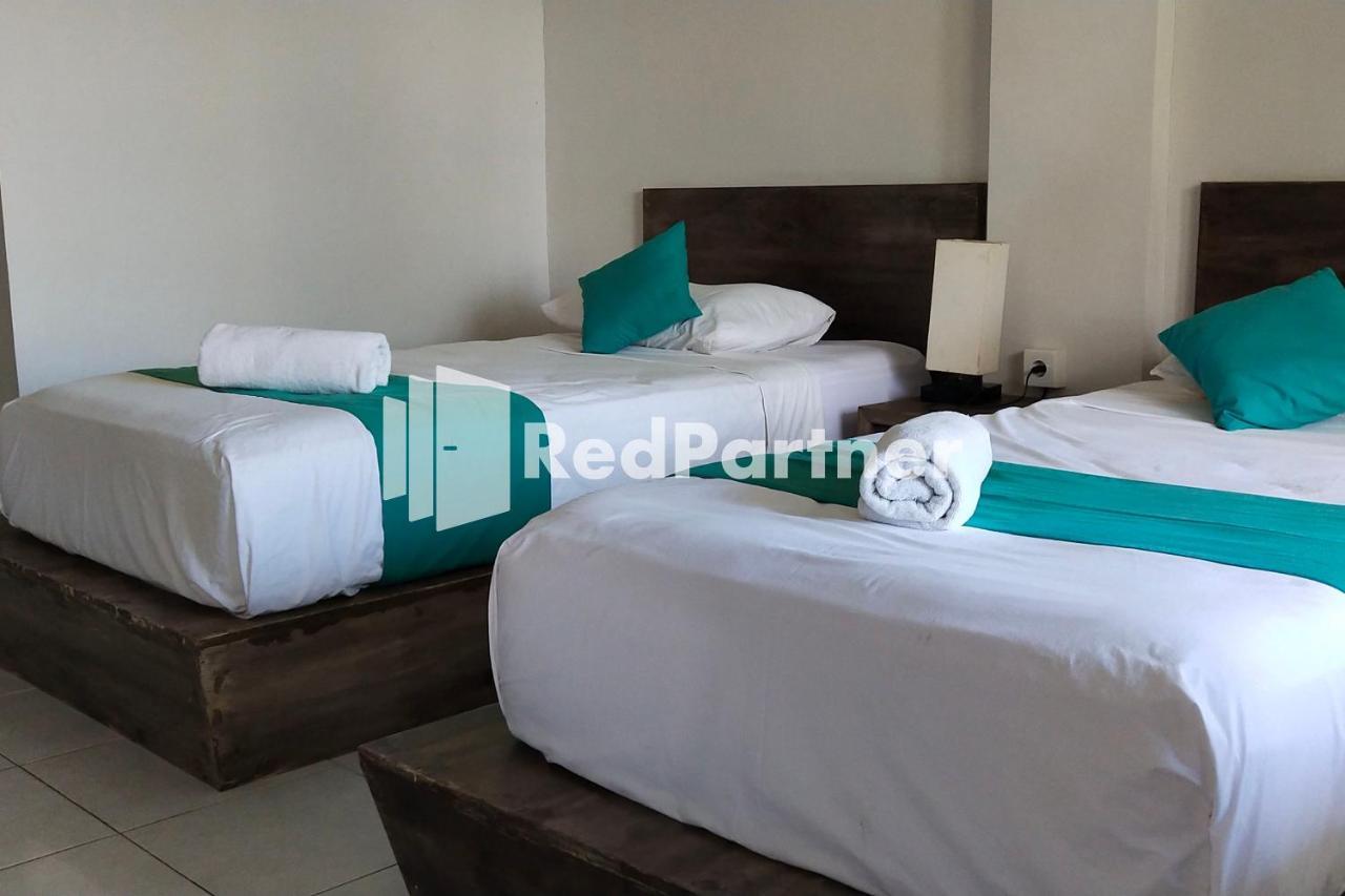 Pondok Sentana Guest House At Jalan Raya Uluwatu Redpartner ウンガサン エクステリア 写真