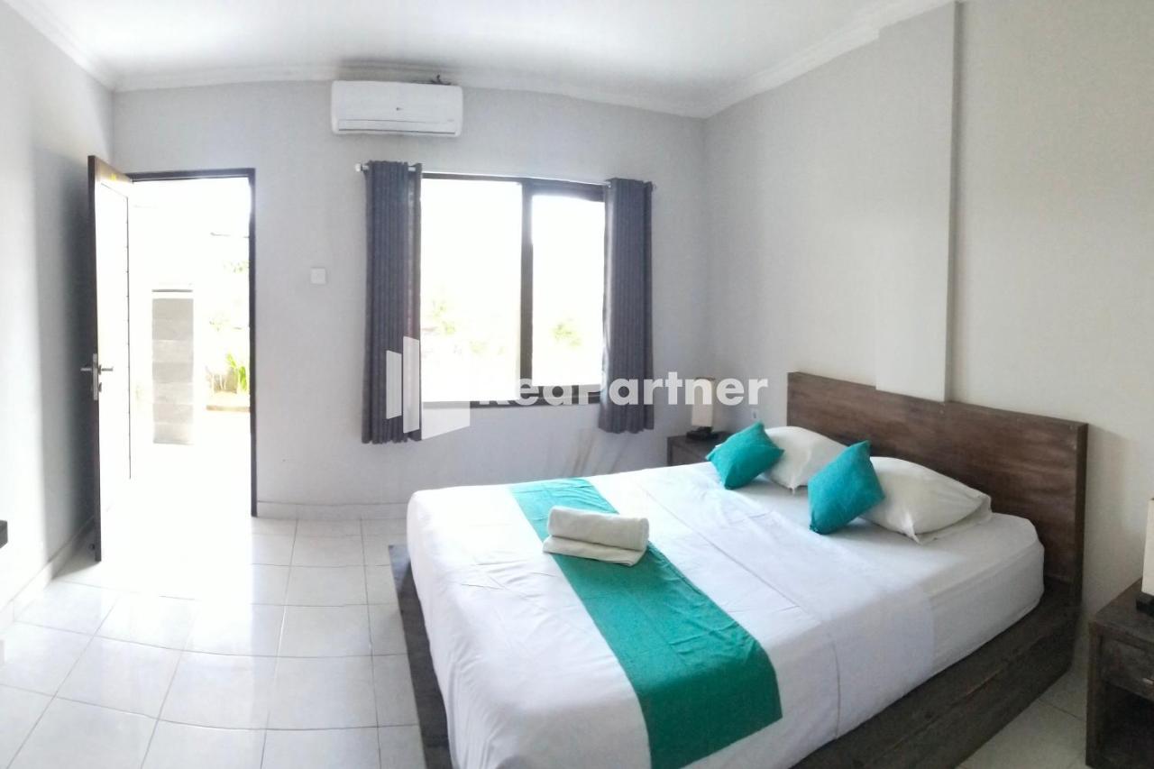 Pondok Sentana Guest House At Jalan Raya Uluwatu Redpartner ウンガサン エクステリア 写真