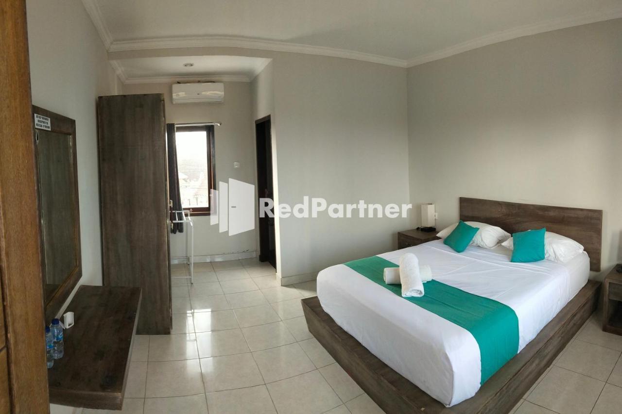 Pondok Sentana Guest House At Jalan Raya Uluwatu Redpartner ウンガサン エクステリア 写真