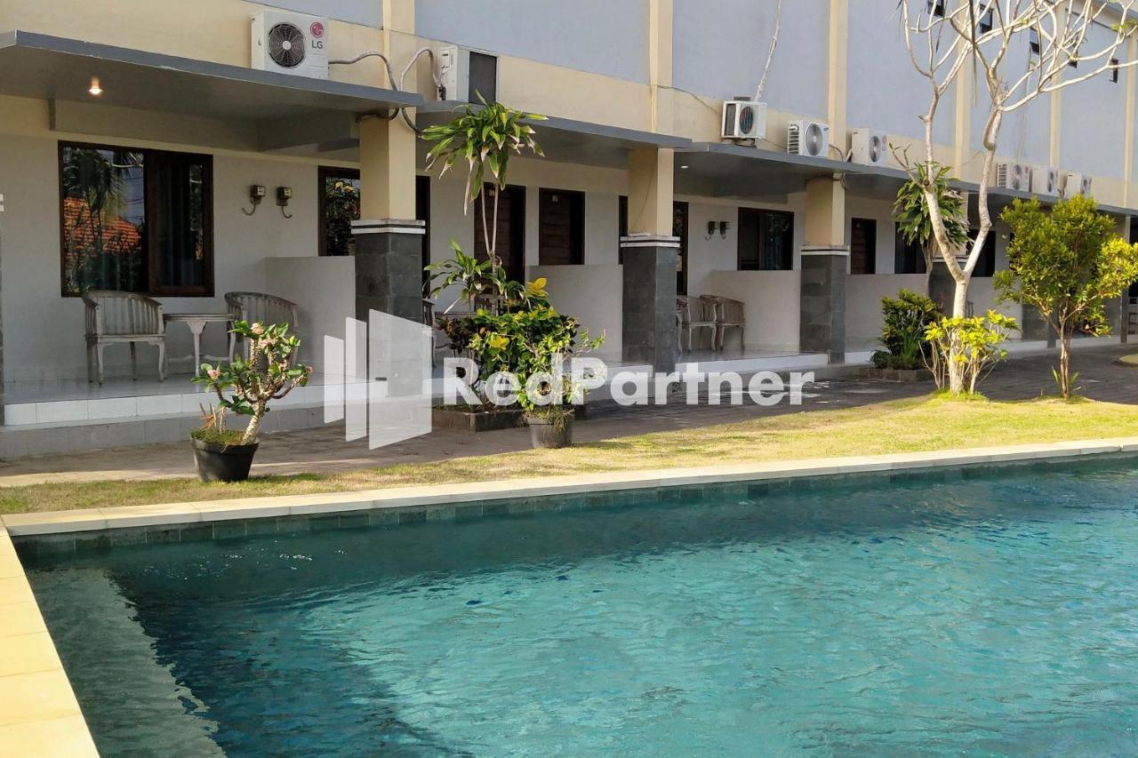 Pondok Sentana Guest House At Jalan Raya Uluwatu Redpartner ウンガサン エクステリア 写真